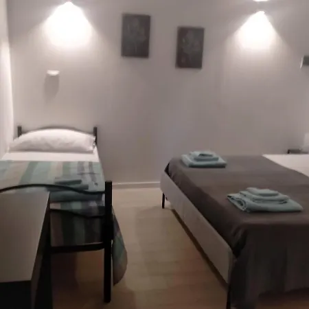 Joli Jardin Bed & Breakfast
